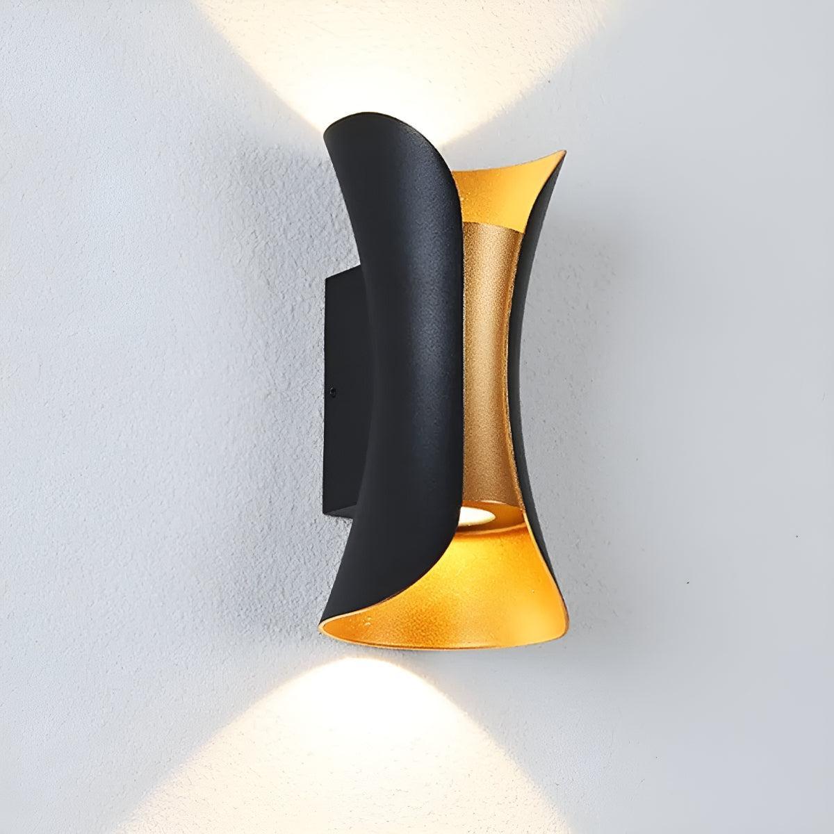 
Curved Outdoor Wall Light With Up and Down Beam, Integrated LED, IP65, Four Sizes